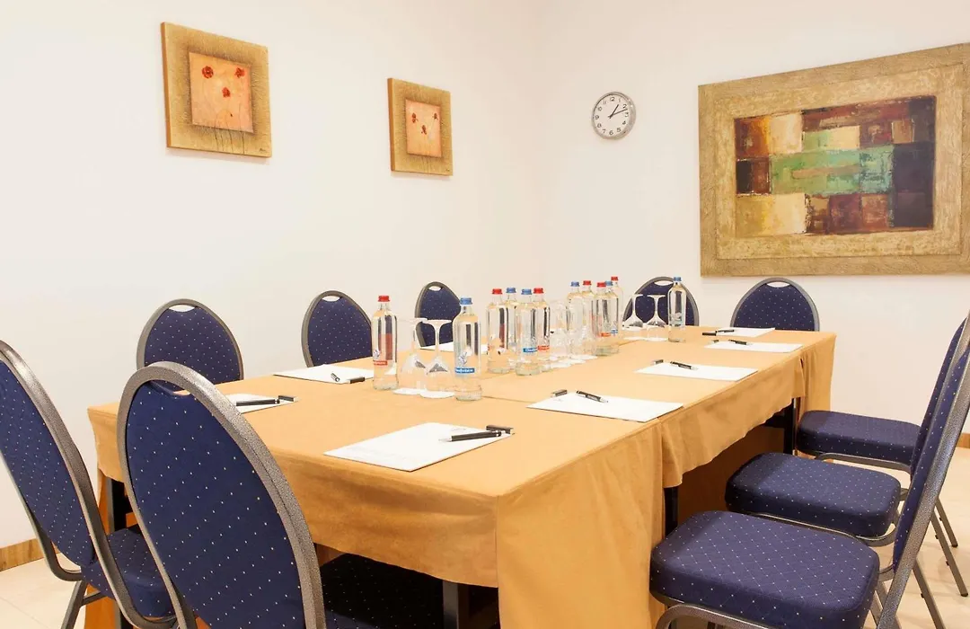 Ibis Styles Brussels Centre Rogier-1