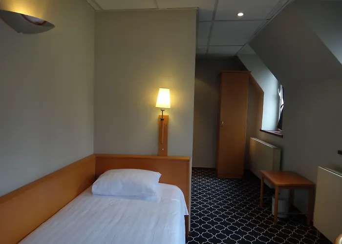  Safestay Brussels Grand Place